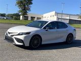 Used 2023 Toyota Camry SE image 3
