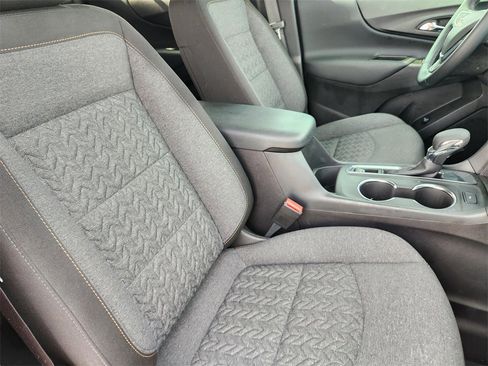 Used 2024 Chevrolet Equinox LT image 15
