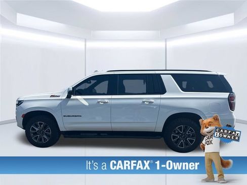 Used 2024 Chevrolet Suburban Z71 w/ Luxury Package AWD/4WD image 4