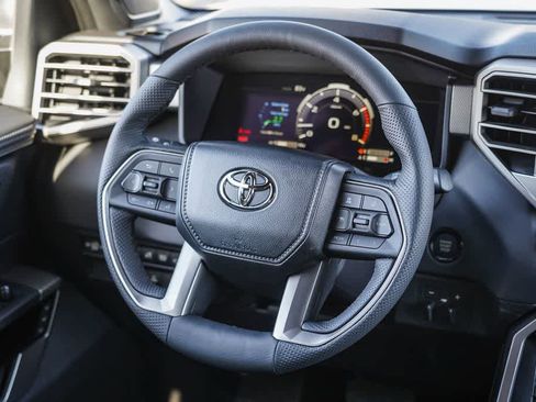 New 2026 Toyota Tundra Limited AWD/4WD image 15