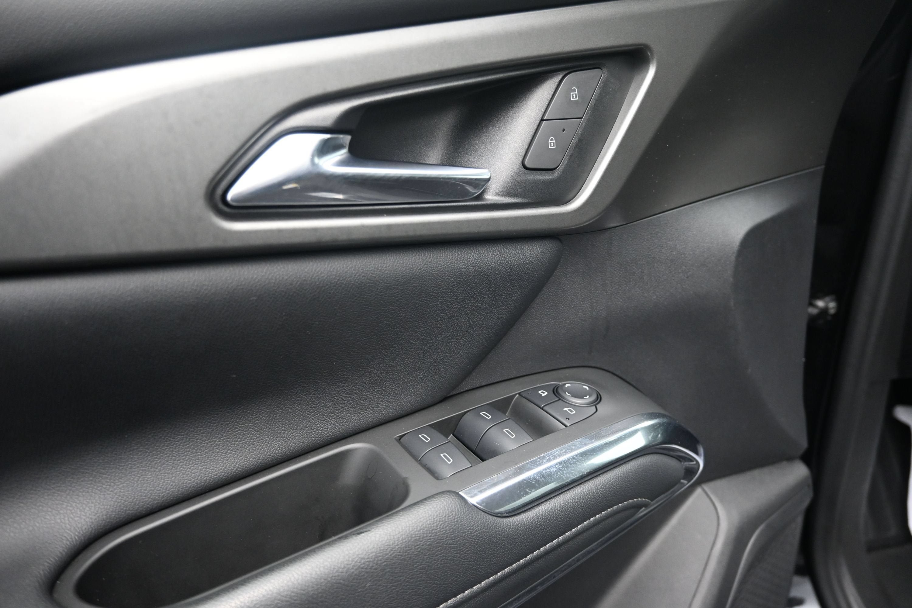 Certified 2024 Chevrolet Traverse LS FWD image 26