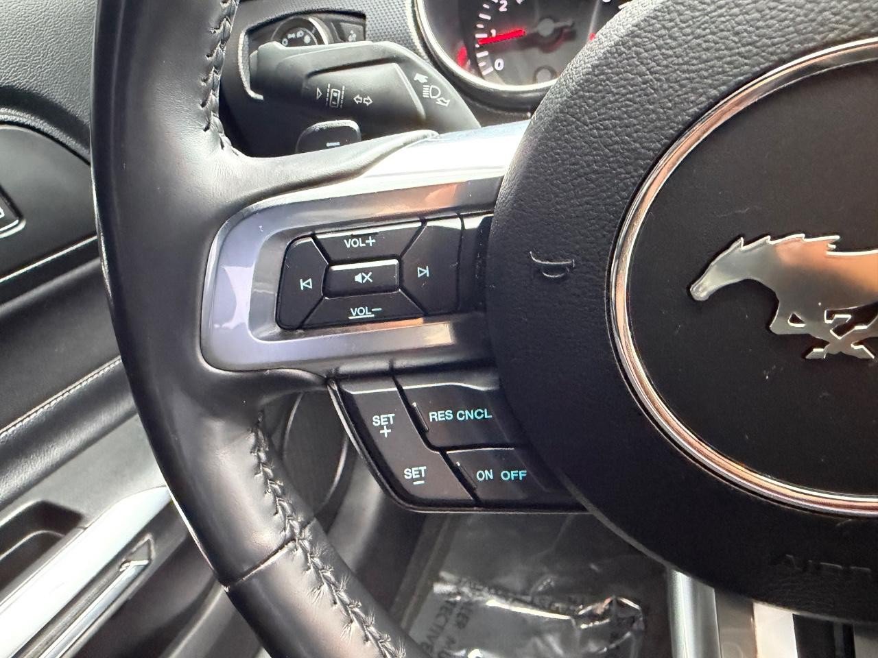 Used 2021 Ford Mustang GT RWD image 12