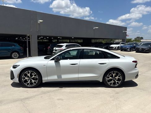 Used 2026 Audi A6 Premium Plus w/ Premium Plus Package AWD/4WD image 9