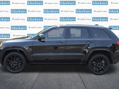 Used 2021 Jeep Grand Cherokee Laredo X AWD/4WD image 9