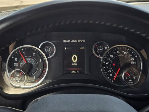 Used 2024 RAM 2500 Big Horn AWD/4WD image 11