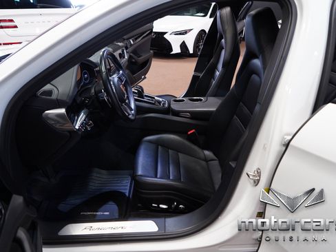Used 2019 Porsche Panamera 4 AWD/4WD image 26