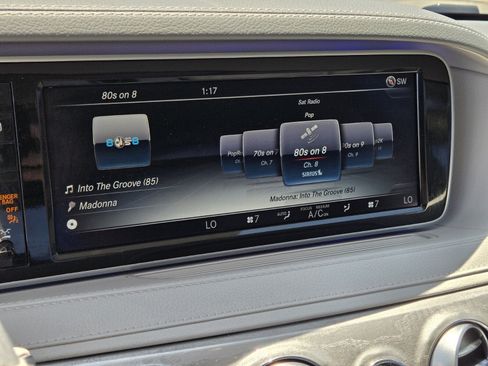 Used 2015 Mercedes-Benz S 550 Sedan image 20