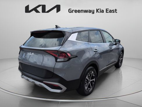 Certified 2024 Kia Sportage EX FWD image 5
