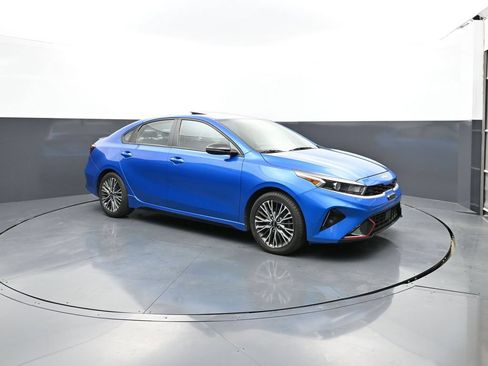 Used 2023 Kia Forte GT-Line w/ GT-Line Premium Package FWD image 7