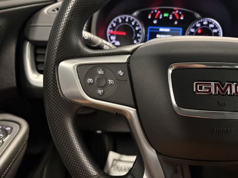 Used 2024 GMC Terrain SLE AWD/4WD image 20