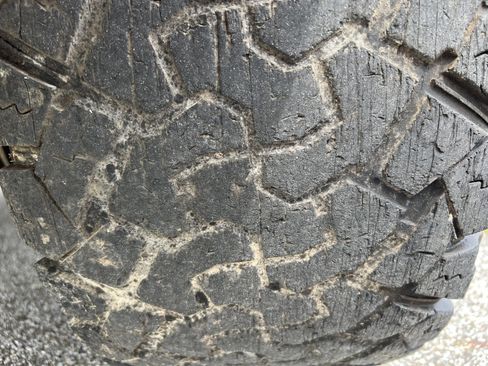 Used 2018 RAM 2500 Tradesman w/ Chrome Appearance Group image 36