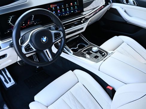 Certified 2024 BMW X7 M60i w/ Executive Package image 13