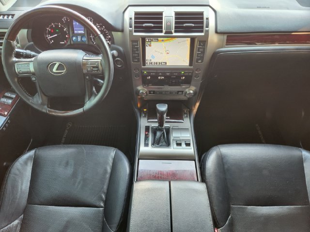Used 2018 Lexus GX 460 Premium w/ Premium Package AWD/4WD image 27