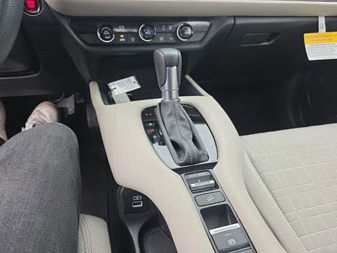 Used 2023 Honda HR-V LX image 19