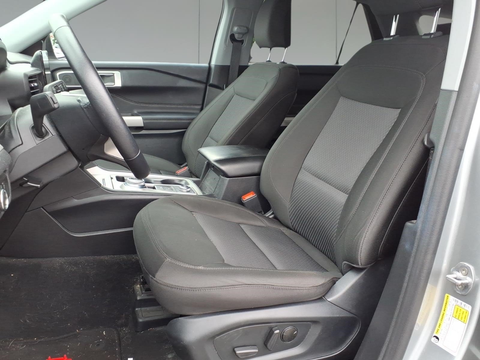 Used 2023 Ford Explorer XLT w/ Class IV Trailer Tow Package AWD/4WD image 17