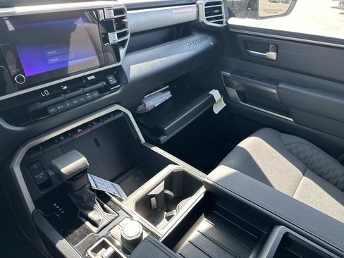 New 2026 Toyota Tundra SR5 AWD/4WD image 32