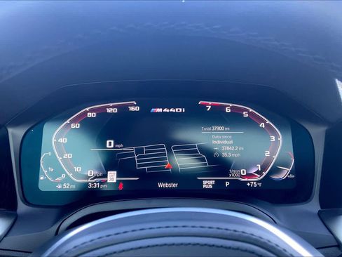 Used 2023 BMW M440i Coupe image 19