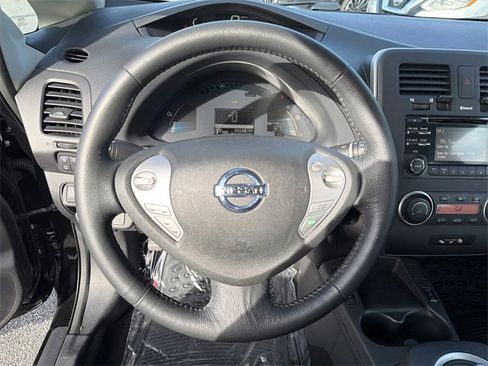 Used 2015 Nissan Leaf S w/ Charge Package image 23