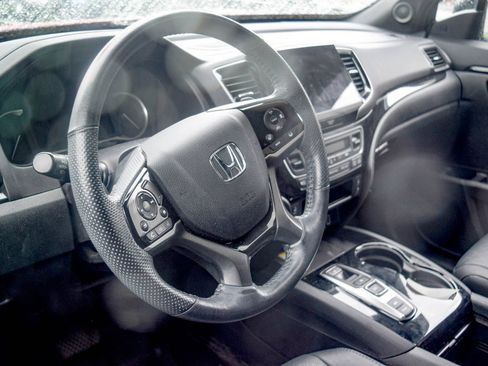 Used 2022 Honda Passport Elite image 11
