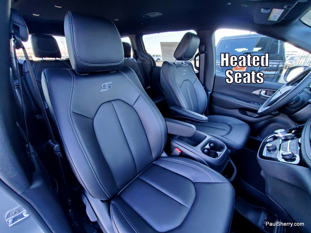 New 2026 Chrysler Pacifica Select w/ S Appearance Package FWD image 39