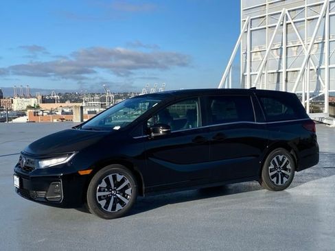 New 2026 Honda Odyssey EX-L image 8