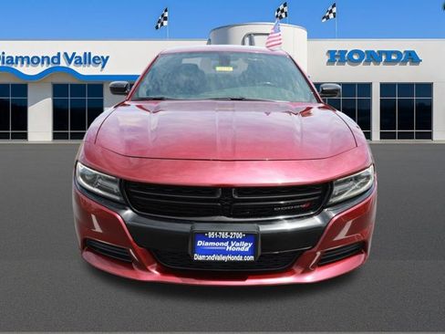 Used 2020 Dodge Charger SXT w/ Blacktop Package RWD image 2