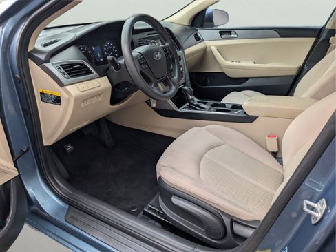 Used 2017 Hyundai Sonata SE FWD image 29