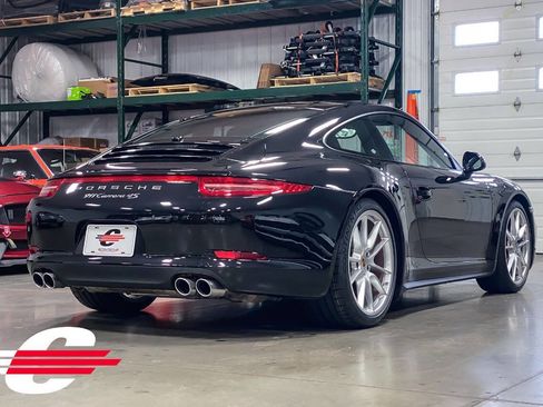 Used 2013 Porsche 911 Carrera 4S image 3