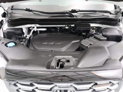 Used 2024 Honda Ridgeline TrailSport image 9