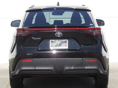 Used 2025 Toyota bZ4X FWD w/ Weather Package image 7