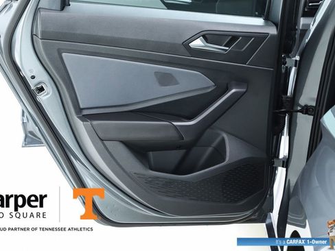 Used 2025 Volkswagen Jetta SE w/ Sunroof Package FWD image 53