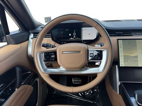 New 2026 Land Rover Range Rover Autobiography AWD/4WD image 13