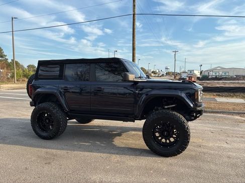 Used 2021 Ford Bronco Big Bend image 2