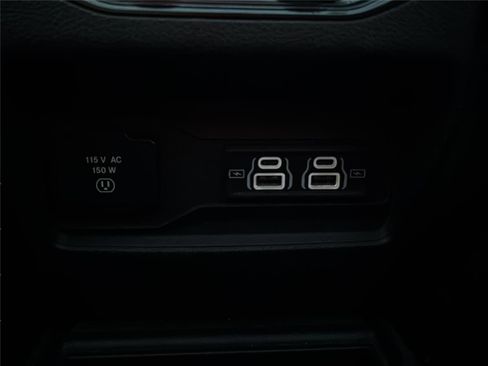 Used 2023 Jeep Grand Cherokee L Limited image 30