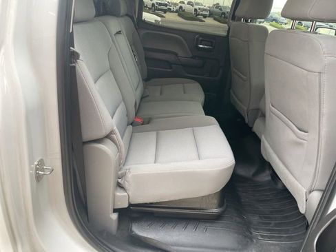 Used 2018 GMC Sierra 1500 Base w/ Sierra Convenience Package image 17