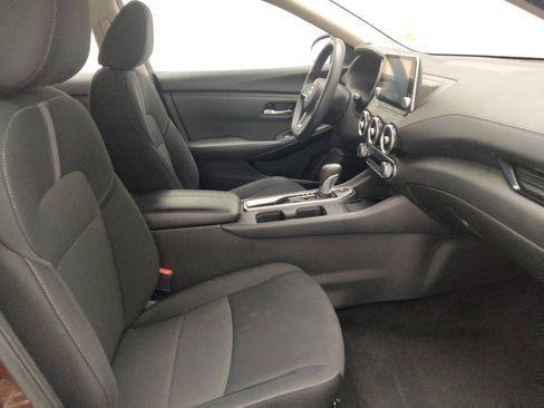 Used 2024 Nissan Sentra SV FWD image 21