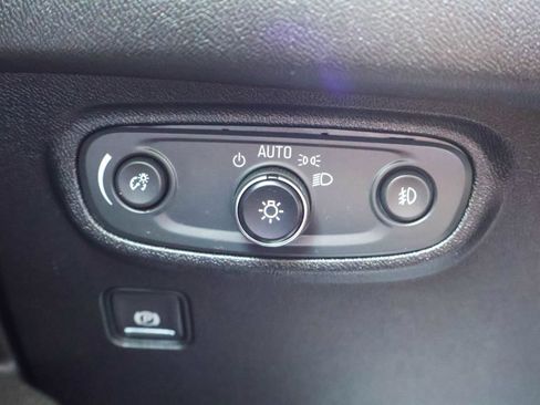 Used 2019 GMC Terrain Denali w/ Advanced Safety Package FWD image 19