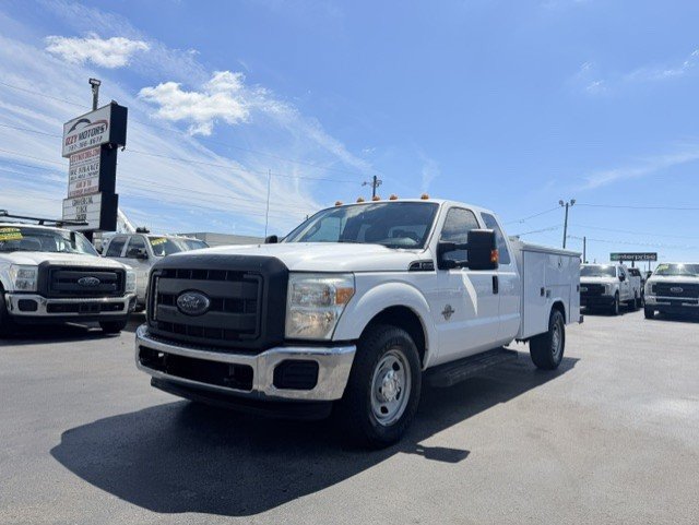 Used 2014 Ford F350 XL w/ Power Equipment Group RWD image 1