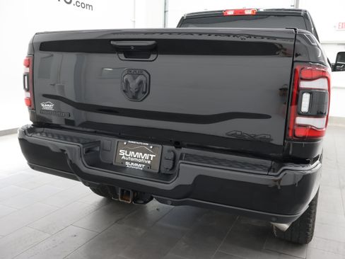Used 2024 RAM 2500 Big Horn w/ Night Edition AWD/4WD image 28