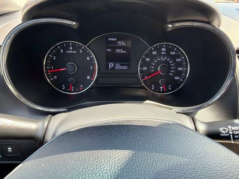 Used 2016 Kia Forte LX FWD image 30