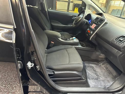 Used 2016 Nissan Leaf S w/ Charger Package FWD image 34