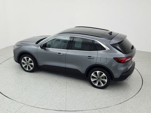 Used 2023 Ford Escape Platinum w/ Premium Technology Package image 16