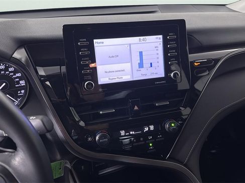 Used 2024 Toyota Camry SE image 20