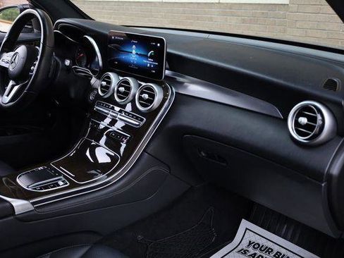 Used 2020 Mercedes-Benz GLC 300 4MATIC image 29