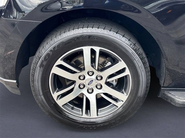 Used 2024 Ford Expedition Limited RWD image 8