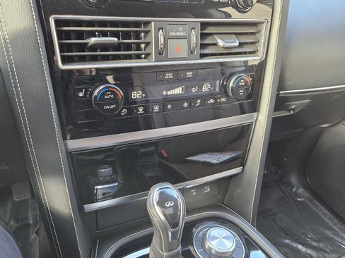 Certified 2023 INFINITI QX80 Premium Select w/ Cargo Package image 24