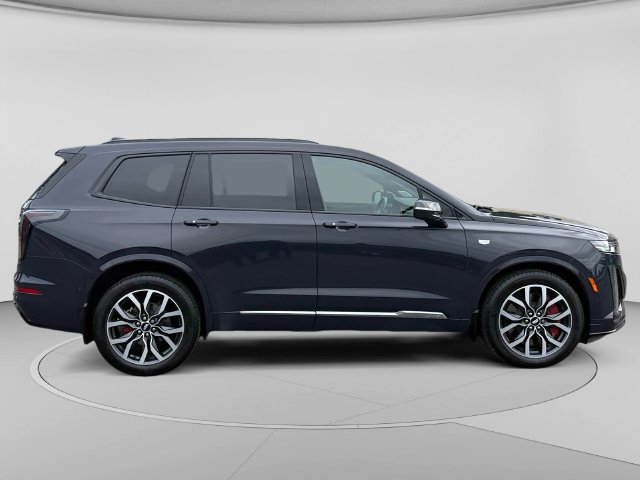 Used 2024 Cadillac XT6 Sport w/ Technology Package AWD/4WD image 6