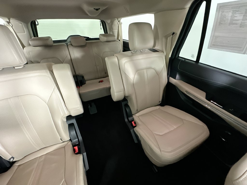 Used 2022 Ford Expedition Max Limited AWD/4WD image 14