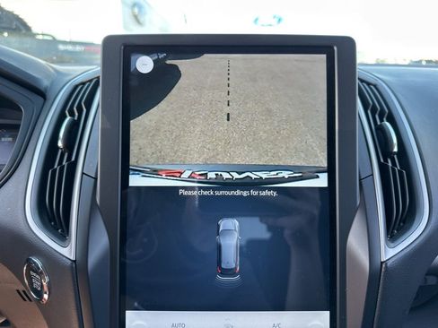 Used 2024 Ford Edge SEL image 38