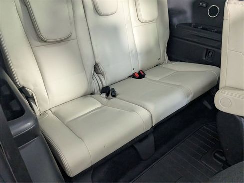 Used 2022 Subaru Ascent Limited w/ Technology Package image 34